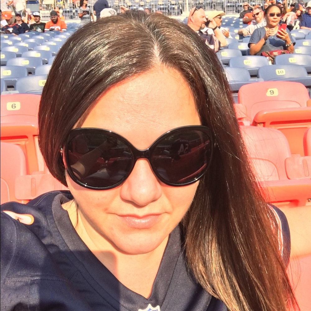 Meet your Posher, Christine